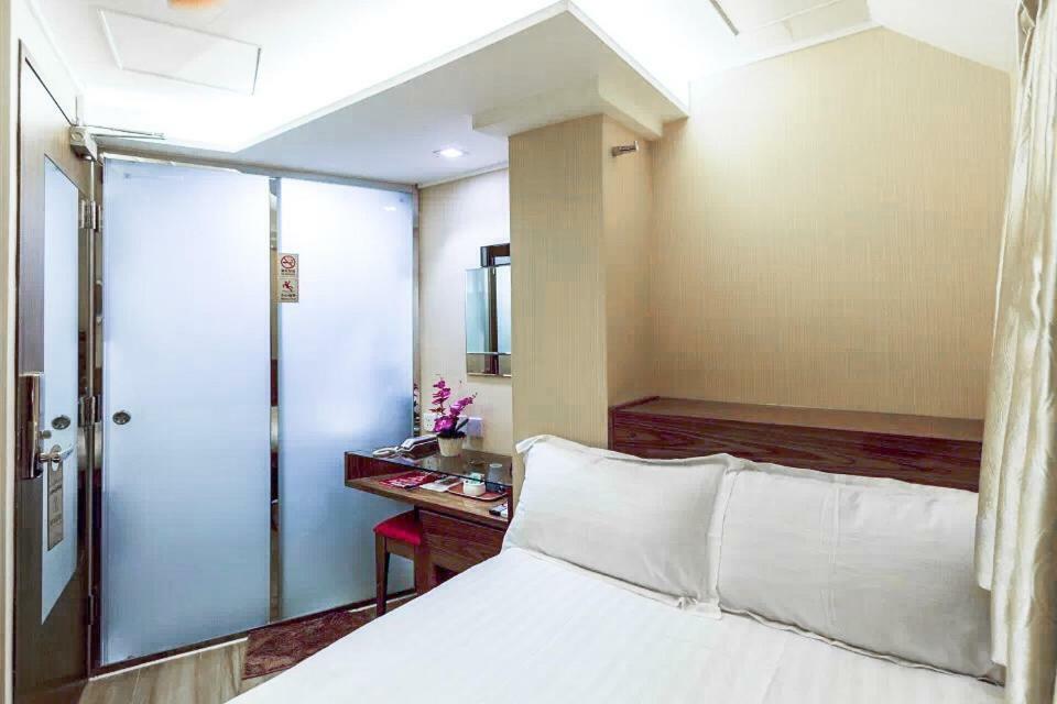 Shanghai Red Гонконг Экстерьер фото